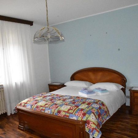 Casa Vacanza Dolcevita Averara Exteriör bild